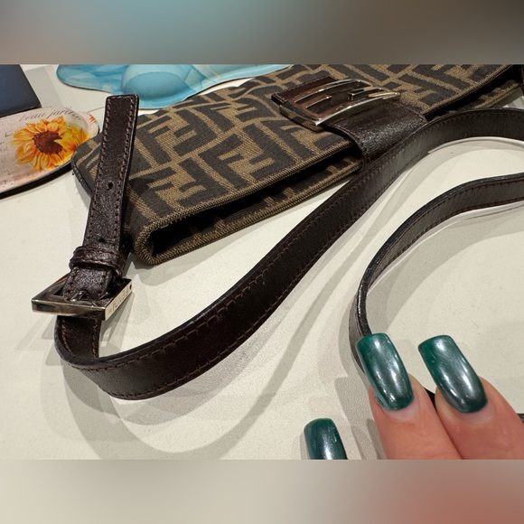 Vintage Fendi Mini Baguette Zucca Shoulder Bag - Picture 14 of 16